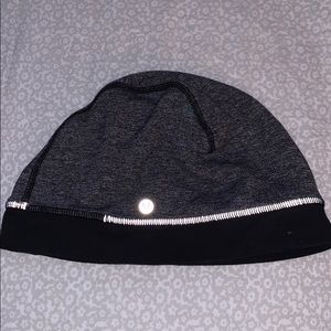 Lululemon reversible outdoor running hat